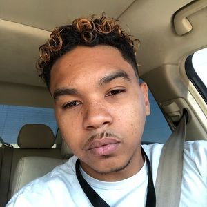 Meet your Posher, Ellis